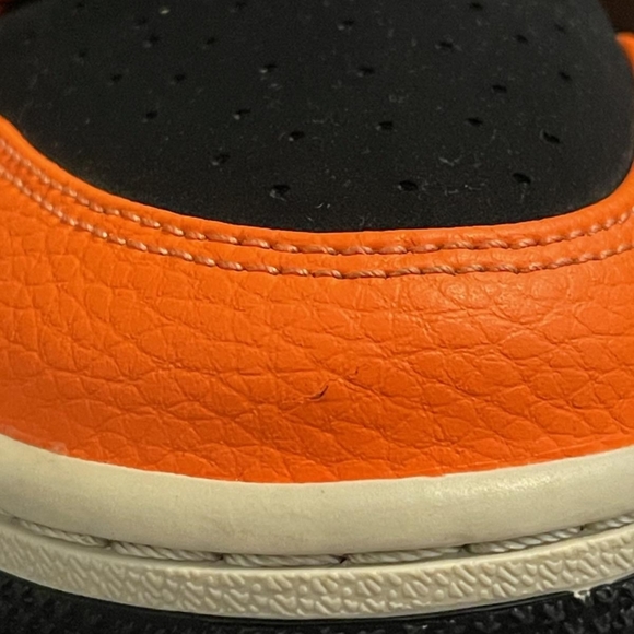 Nike Air Jordan 1 Mid Black Cone - 10.5 - Picture 11 of 11